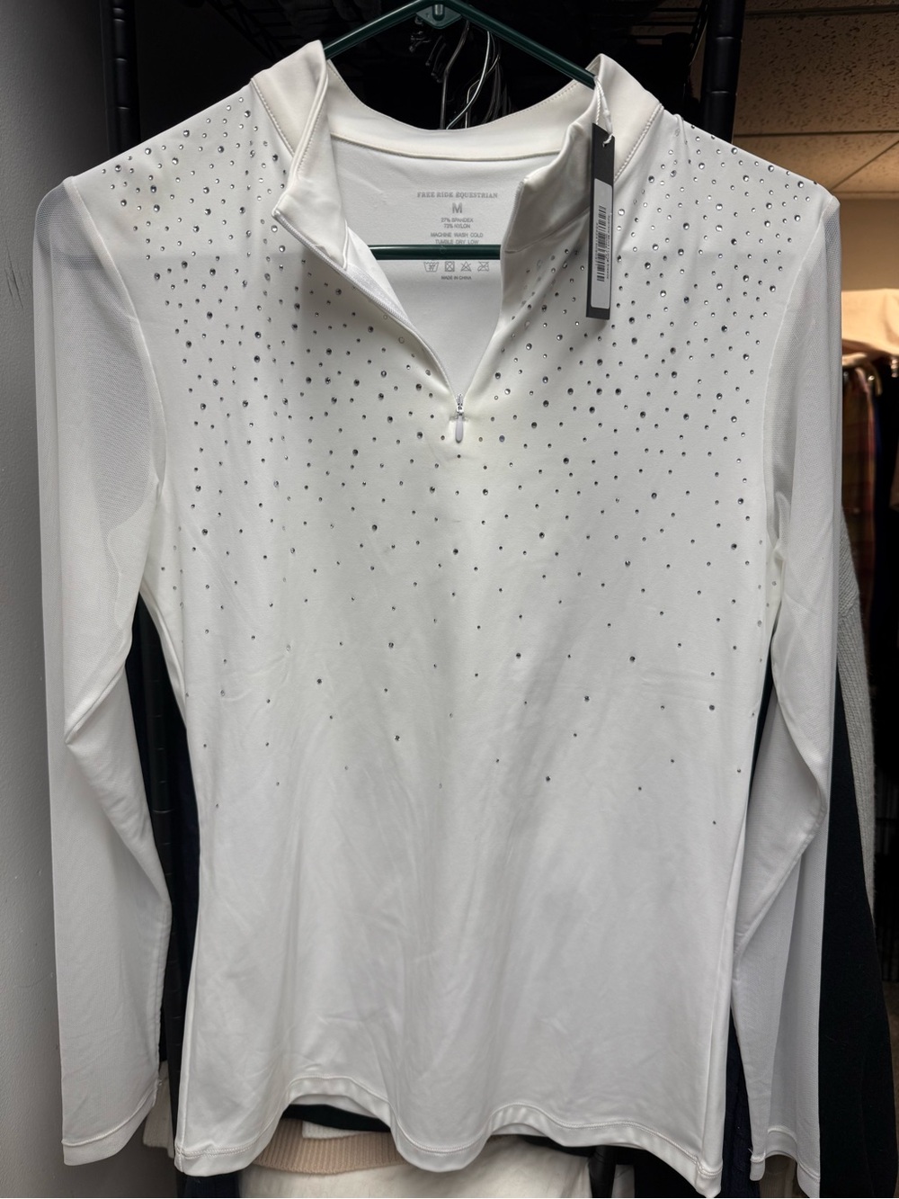 Free ride women’s medium White Long-Sleeve Quarter-Zip sun shirt with sparkles